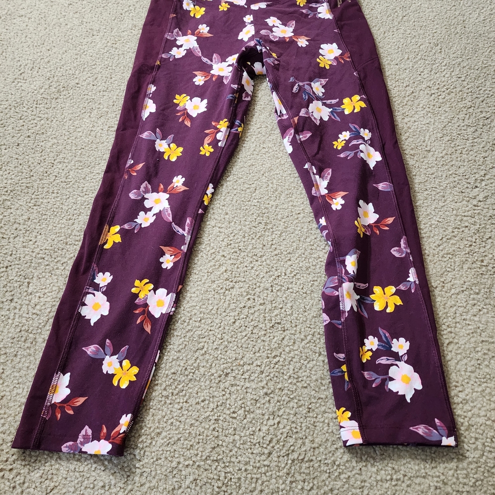 PINK Victoria's Secret Purple Floral Leggings